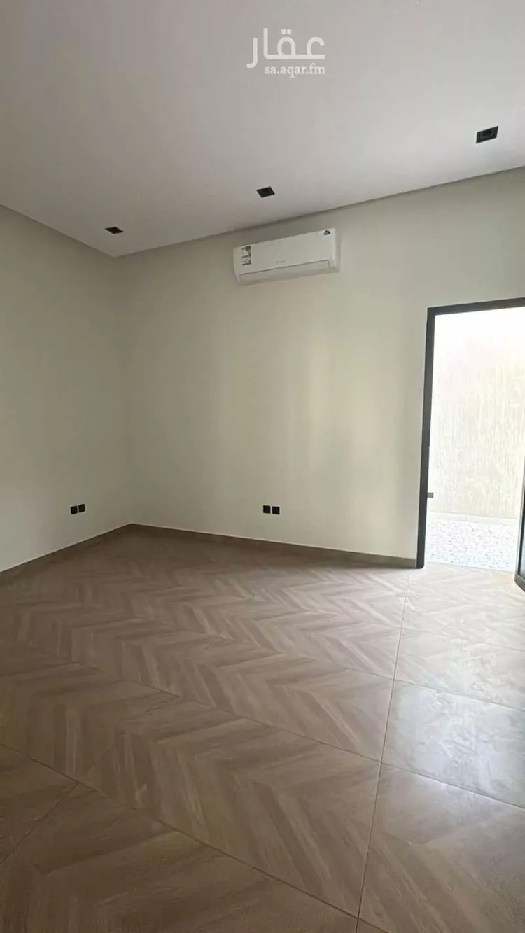 فيلا للبيع في شارع أبي بكر الوكيل, حي الخير, مدينة الرياض, منطقة الرياض صورة 2