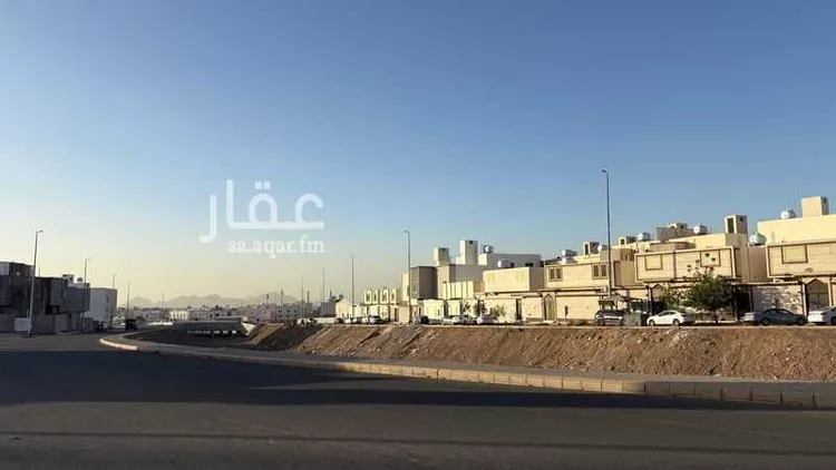أرض للبيع في شارع احمد بن سفيان النسوي, حي نبلاء, مدينة المدينة المنورة, منطقة المدينة المنورة صورة 5
