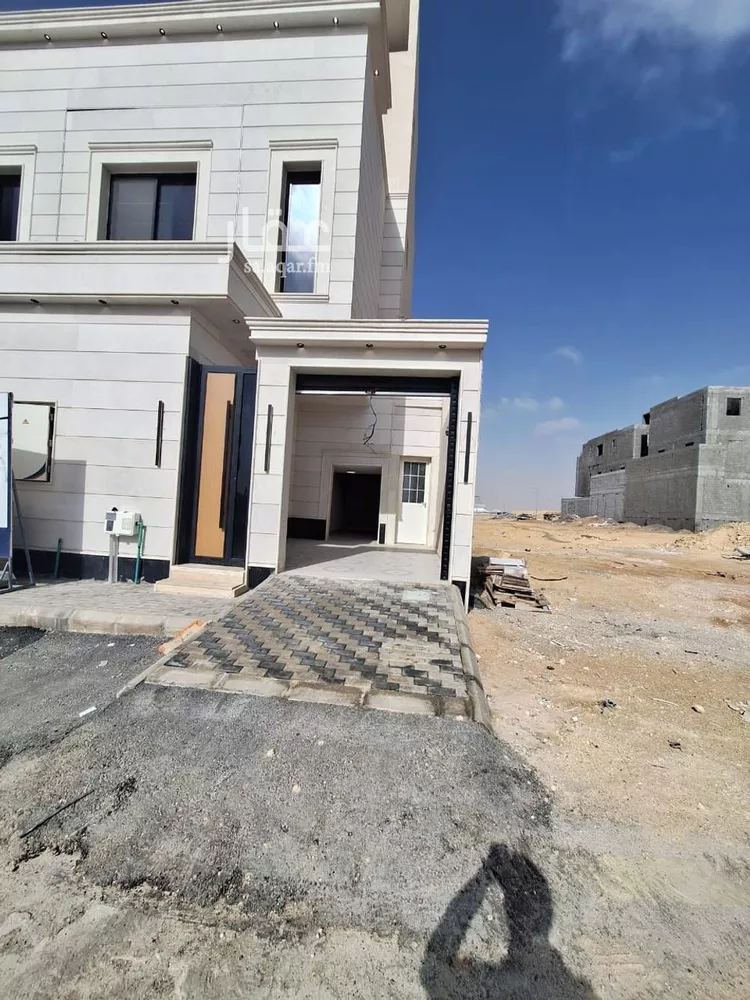 Floor for Sale in Riyadh An Nadhim 15