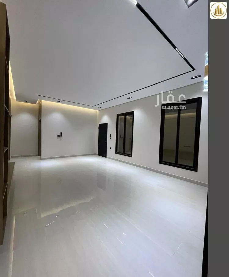 Floor for Sale in Riyadh Al Janadriyah 7