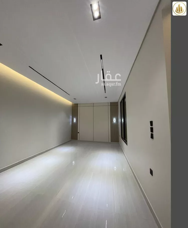Floor for Sale in Riyadh Al Janadriyah 9