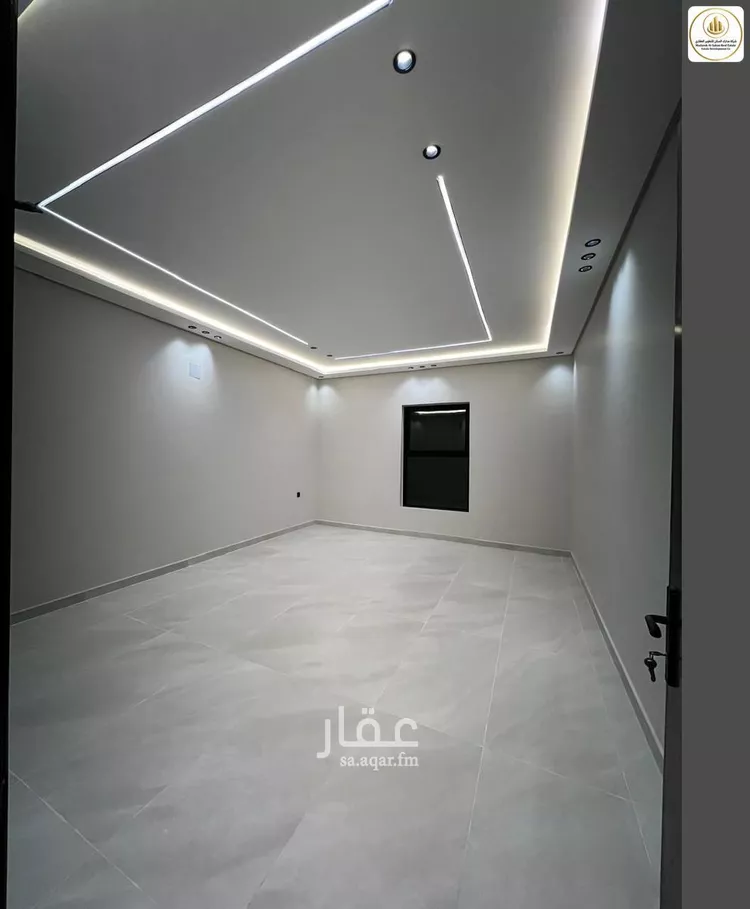 دور للبيع في شارع المحدار, حي المعيزيلة, مدينة الرياض, منطقة الرياض صورة 3