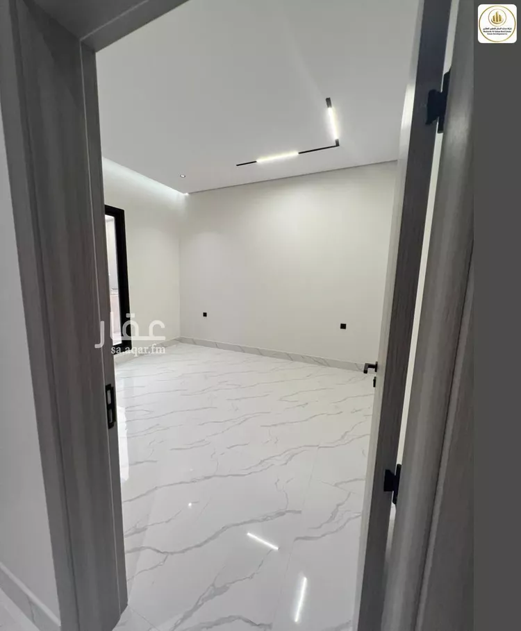 شقة للبيع في شارع الشيخ خليفة بن حمد ال ثاني, حي المعيزيلة, مدينة الرياض, منطقة الرياض صورة 2