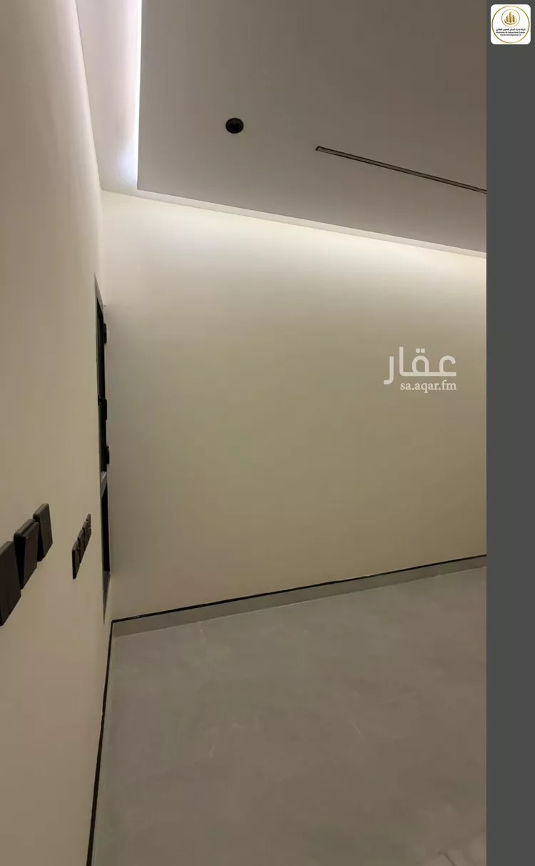 Floor for Sale in Riyadh Al Janadriyah 20