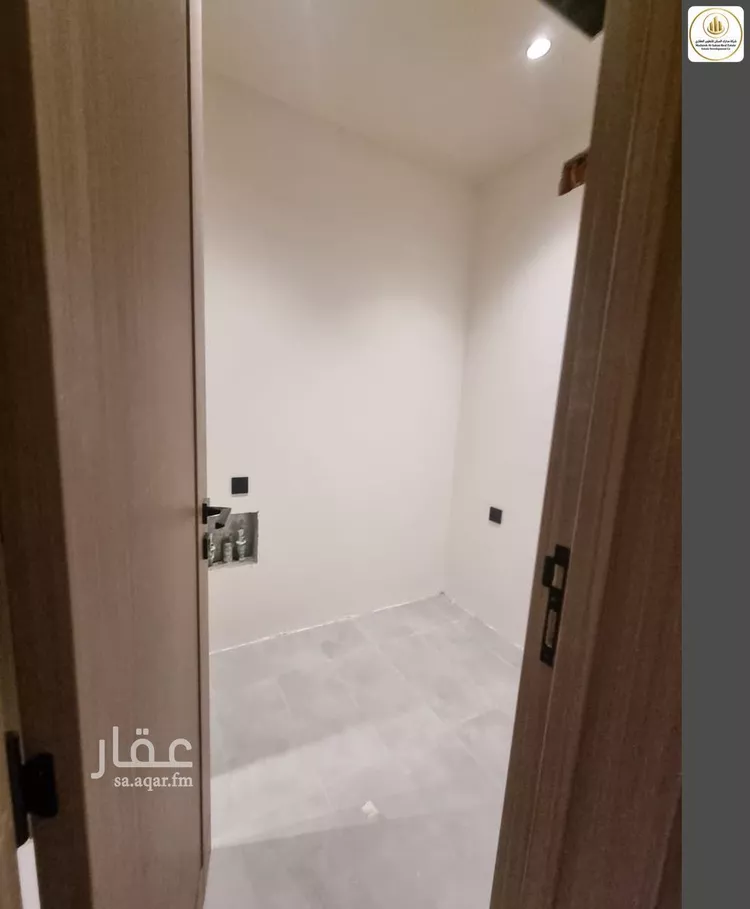 Floor for Sale in Riyadh Al Maizilah صورة 3