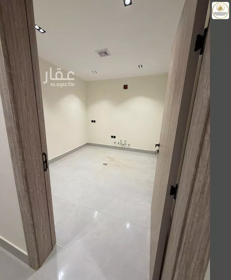 شقة للبيع في شارع أبي عطاء العطاردي, حي المعيزيلة, مدينة الرياض, منطقة الرياض صورة 5
