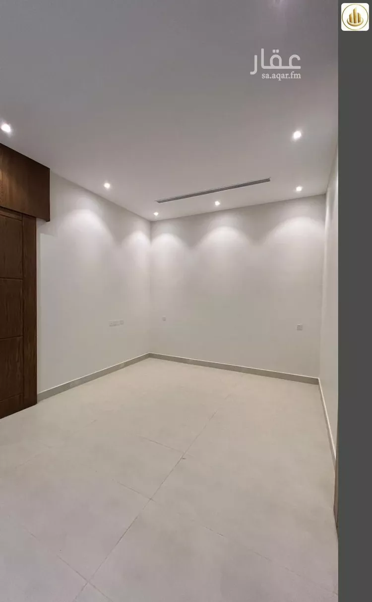فيلا للبيع في شارع وادي الساحل, حي الرمال, مدينة الرياض, منطقة الرياض 12
