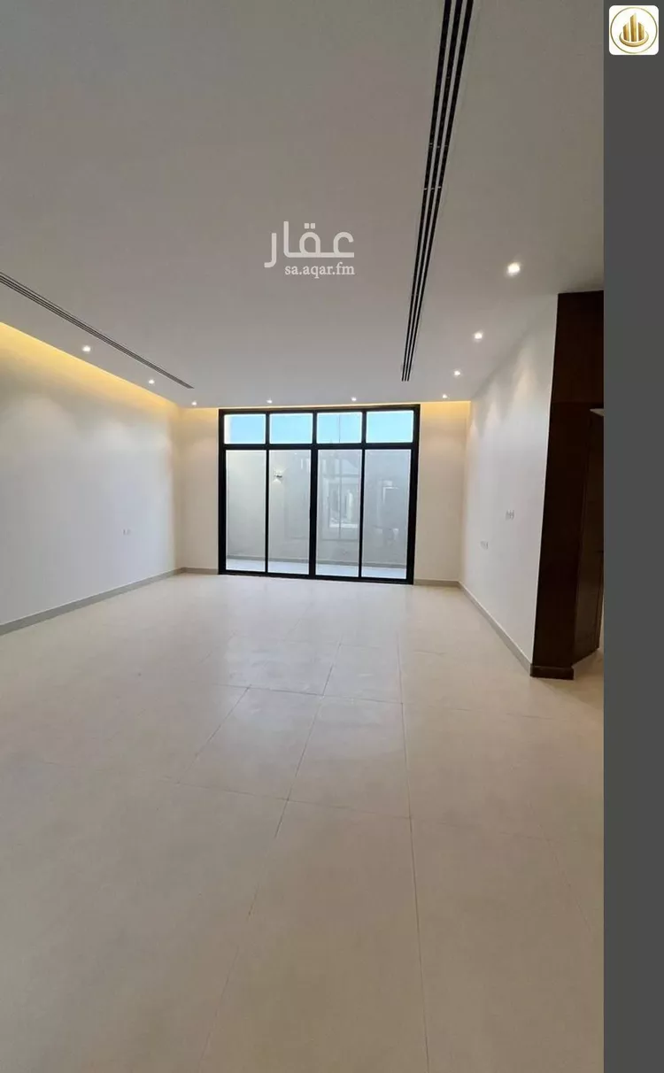 فيلا للبيع في شارع وادي الساحل, حي الرمال, مدينة الرياض, منطقة الرياض 15