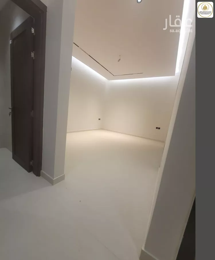 فيلا للبيع في شارع يحي القاسم, حي الرمال, مدينة الرياض, منطقة الرياض صورة 3