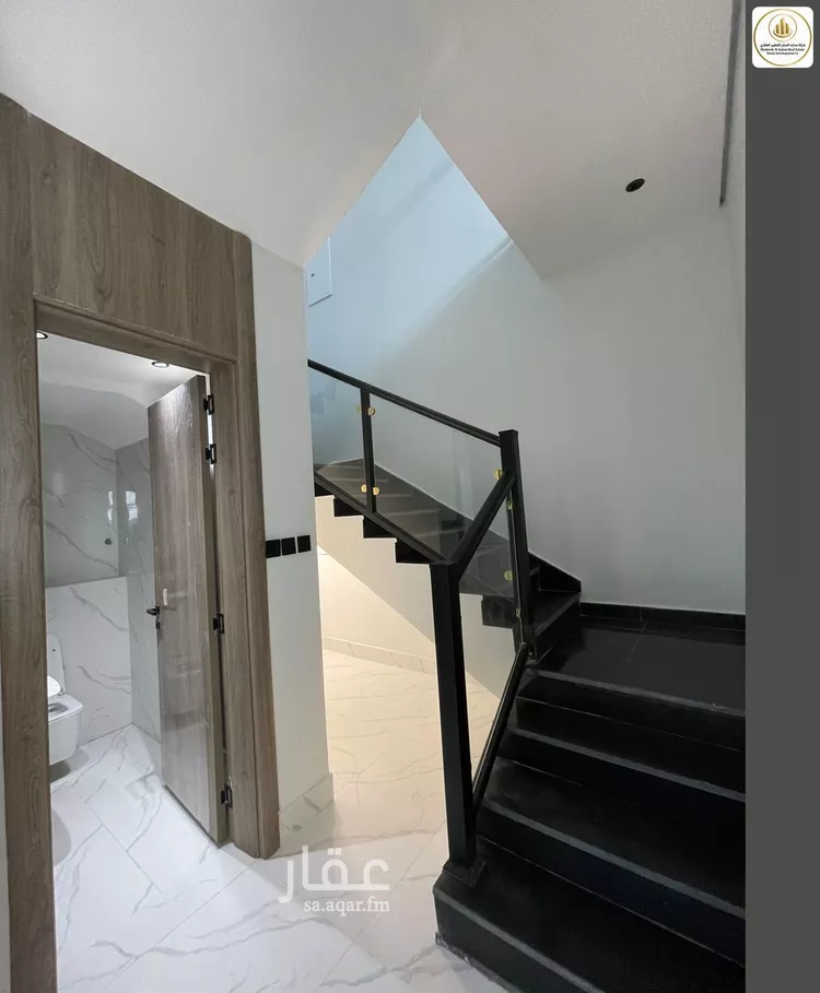 شقة للبيع في شارع الشيخ خليفة بن حمد ال ثاني, حي المعيزيلة, مدينة الرياض, منطقة الرياض صورة 2