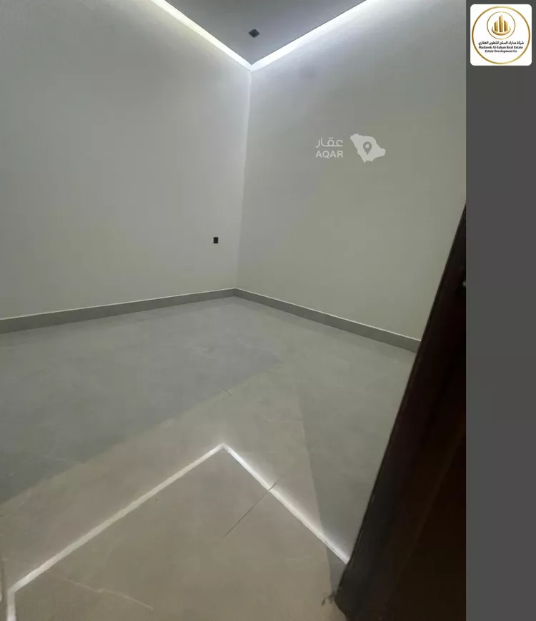Floor for Sale in Riyadh Ash Sharq 7