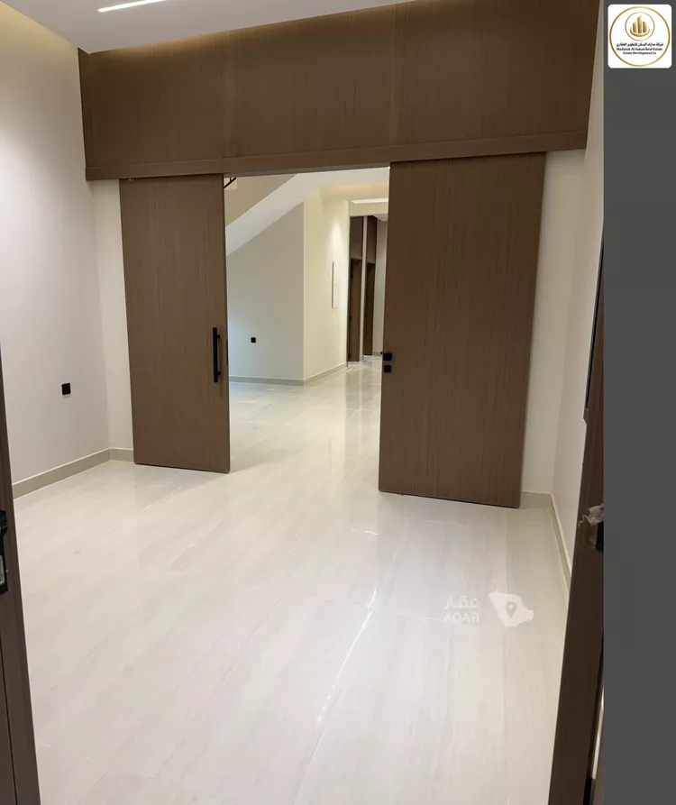 فيلا للبيع في شارع محمد سعيد حسن كمال, حي البيان, مدينة الرياض, منطقة الرياض 18