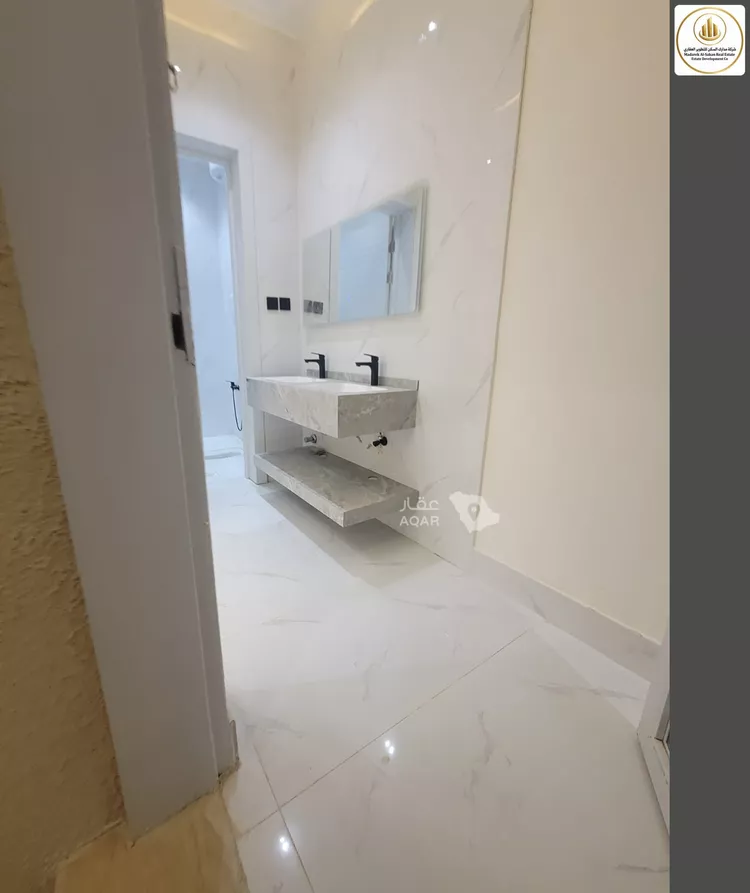 Floor for Sale in Riyadh Taiba 11