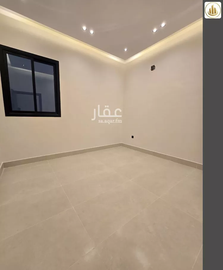 Floor for Sale in Riyadh Al Janadriyah 7