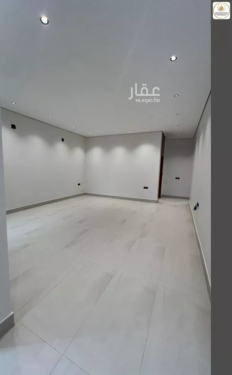 دور للبيع في شارع جبل عريض, حي القادسية, مدينة الرياض, منطقة الرياض 18