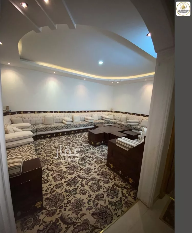 فيلا للبيع في شارع النخل, حي ظهرة لبن, مدينة الرياض, منطقة الرياض صورة 4