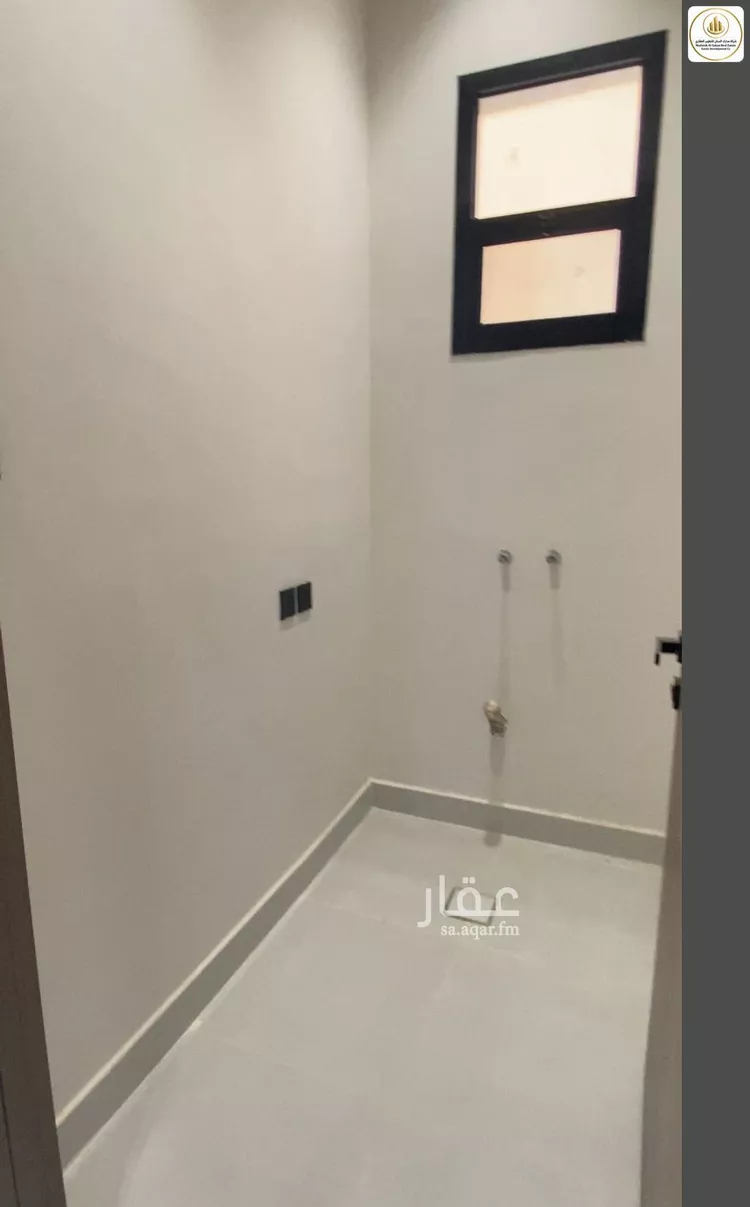 دور للبيع في شارع خريص, حي النظيم, مدينة الرياض, منطقة الرياض 10