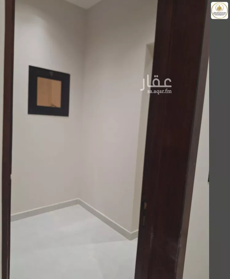 Floor for Sale in Riyadh Al Janadriyah 19