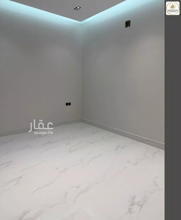 Floor for Sale in Riyadh An Nadhim 7