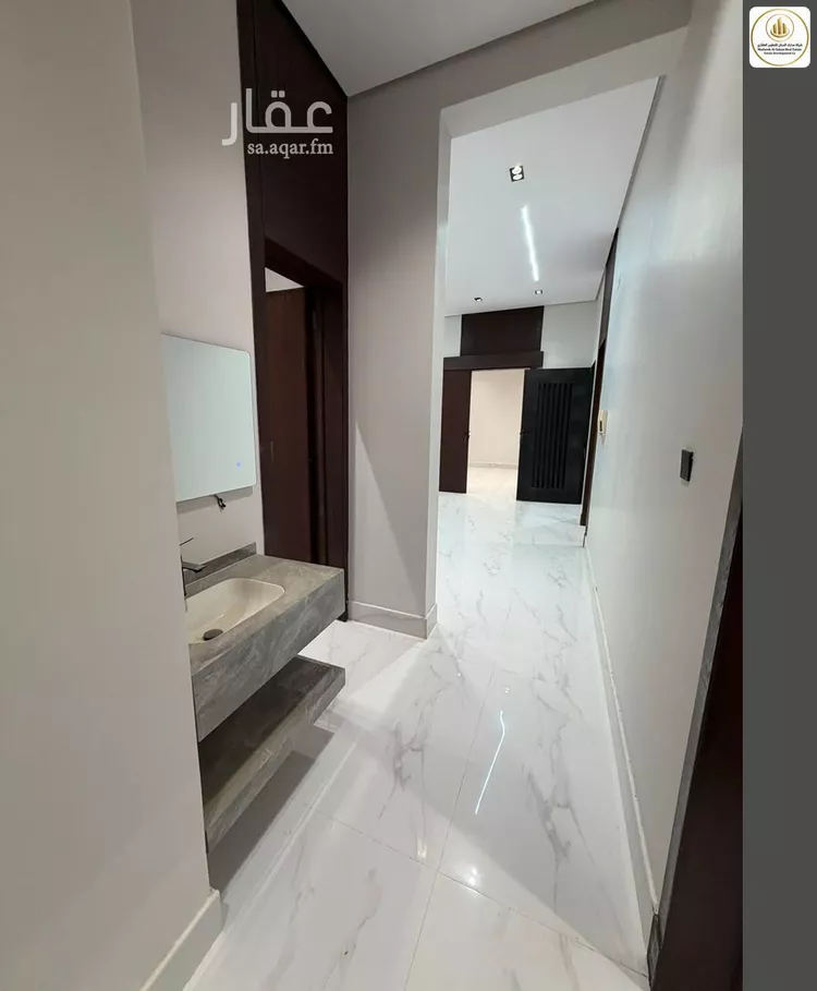 دور للبيع في شارع النخل, حي النظيم, مدينة الرياض, منطقة الرياض 8