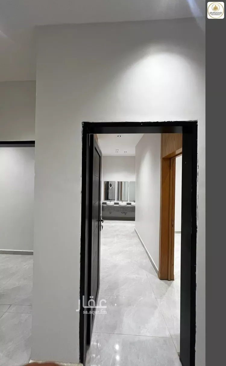 Floor for Sale in Riyadh Al Qadisiyah صورة 5