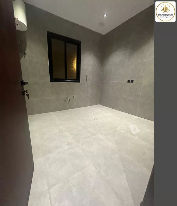 Floor for Sale in Riyadh Ash Sharq 9