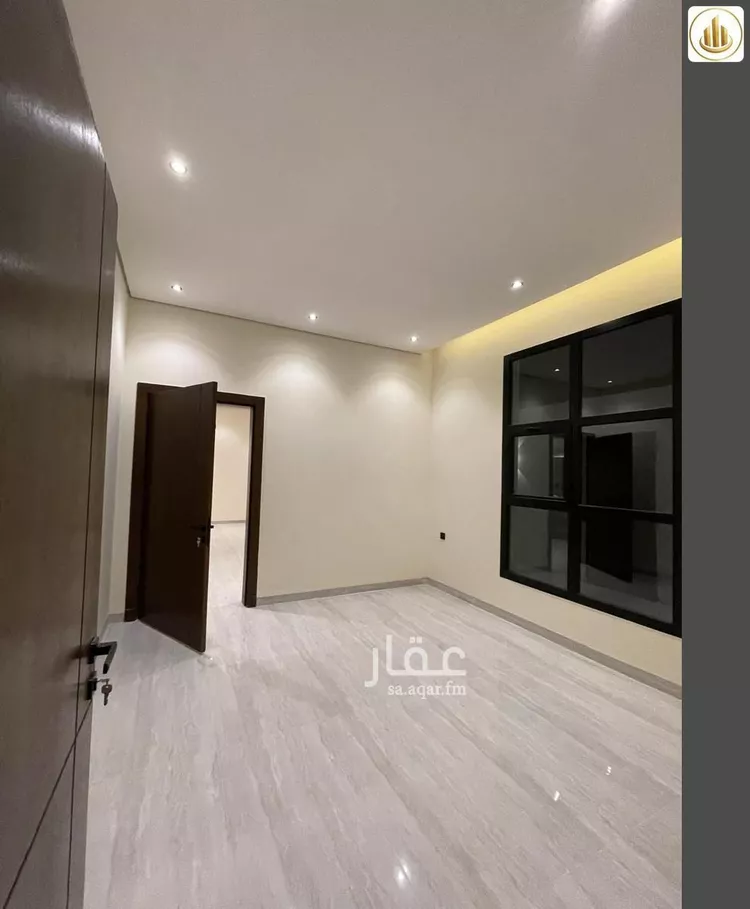 فيلا للبيع في شارع محمد بن أبي طاهر, حي المعيزيلة, مدينة الرياض, منطقة الرياض 7