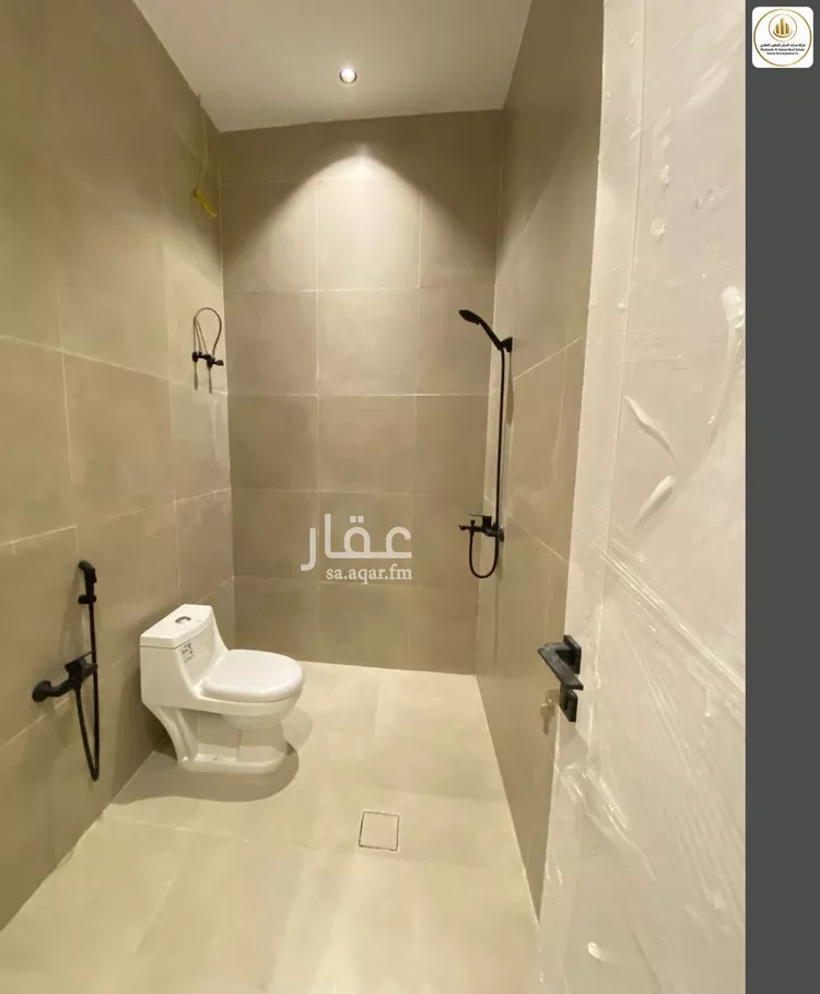 دور للبيع في شارع غصون, حي الجنادرية, مدينة الرياض, منطقة الرياض 11