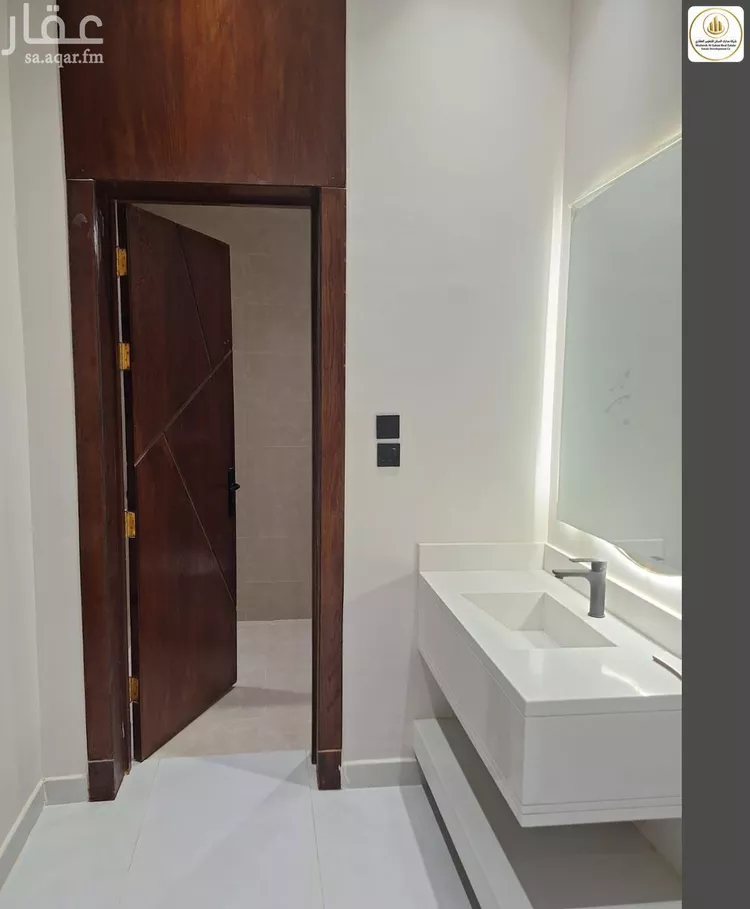 دور للبيع في شارع الضياء, حي الجنادرية, مدينة الرياض, منطقة الرياض صورة 3