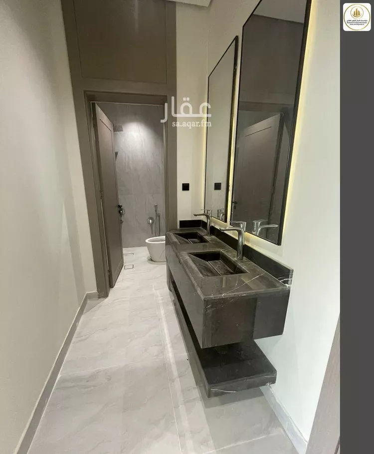 فيلا للبيع في شارع الضياء, حي الجنادرية, مدينة الرياض, منطقة الرياض 9