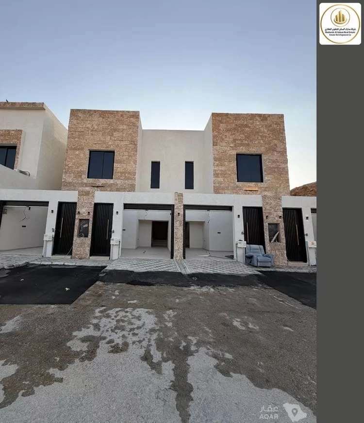 Floor for Sale in Riyadh Ash Sharq 3