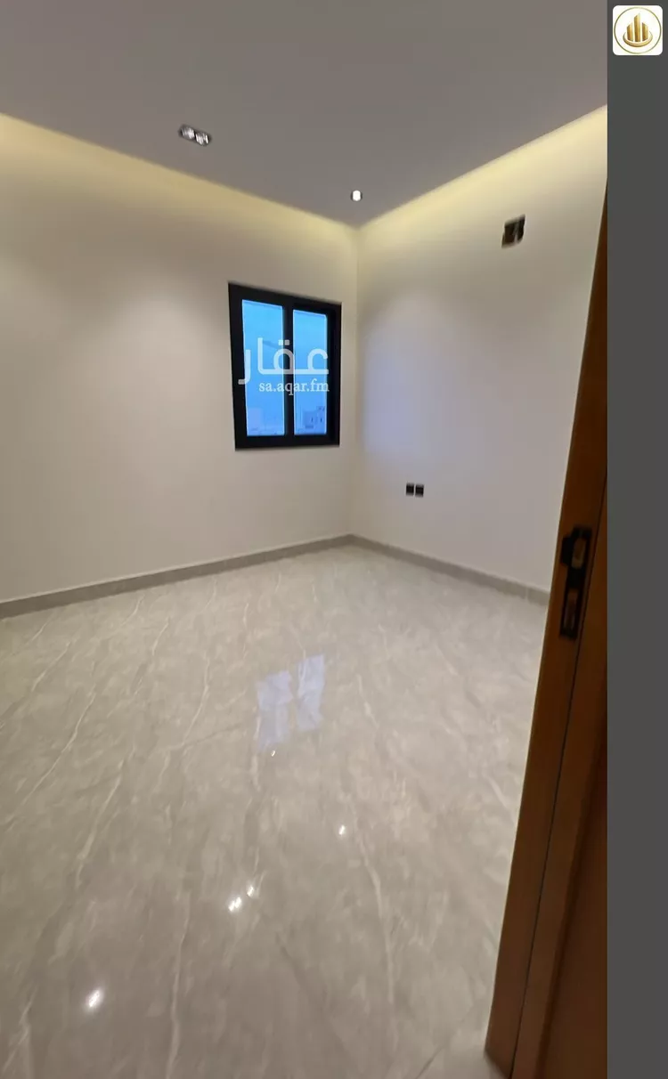 دور للبيع في شارع بور سعيد, حي طيبة, مدينة الرياض, منطقة الرياض 9