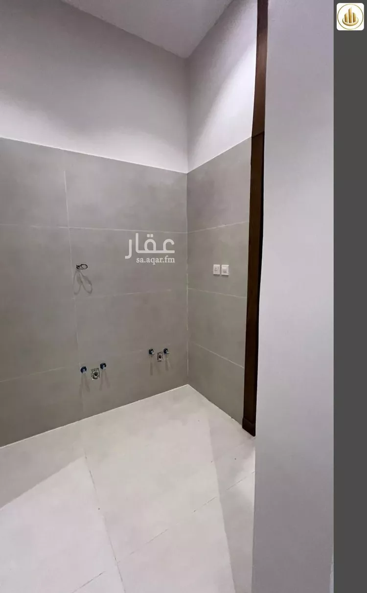 فيلا للبيع في شارع وادي الساحل, حي الرمال, مدينة الرياض, منطقة الرياض 14