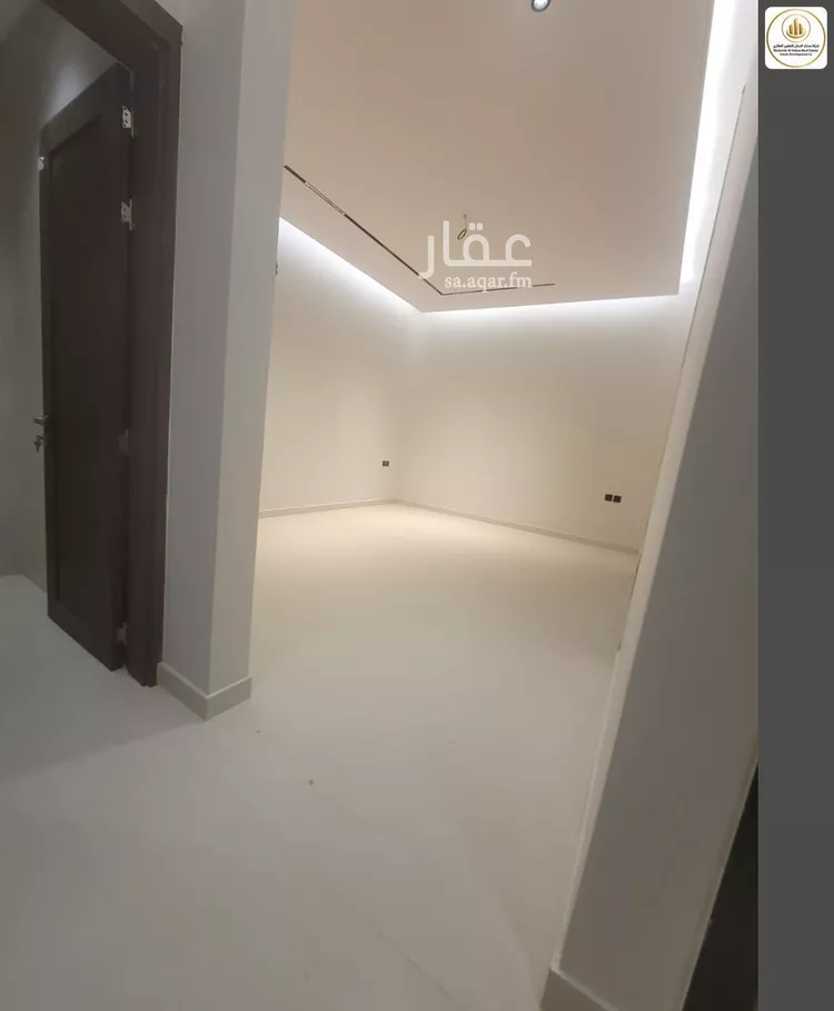 فيلا للبيع في شارع يحي القاسم, حي الرمال, مدينة الرياض, منطقة الرياض 11