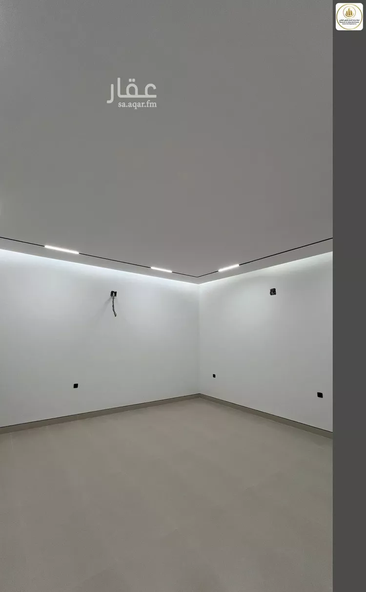 Floor for Sale in Riyadh Ar Rimal 12