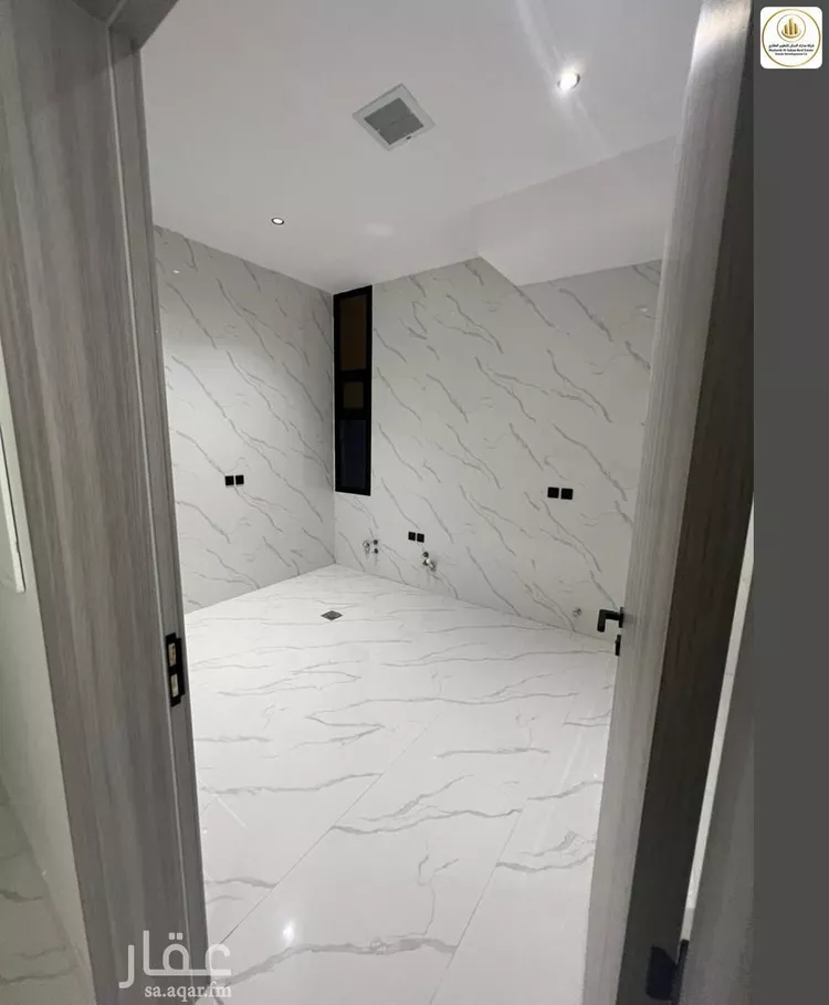 شقة للبيع في شارع الشيخ خليفة بن حمد ال ثاني, حي المعيزيلة, مدينة الرياض, منطقة الرياض صورة 3