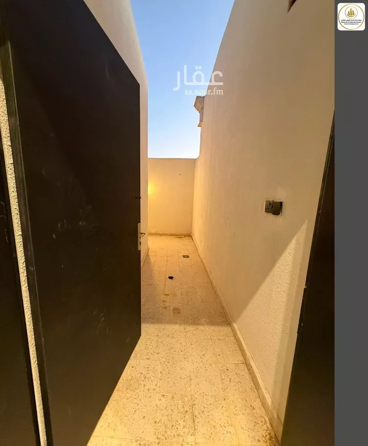 شقة للبيع في شارع أبي عطاء العطاردي, حي المعيزيلة, مدينة الرياض, منطقة الرياض صورة 3