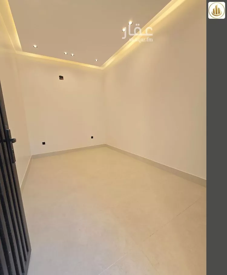 Floor for Sale in Riyadh Al Janadriyah 19
