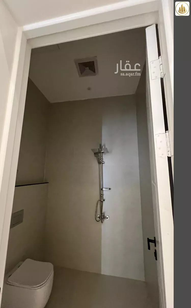 Floor for Sale in Riyadh Al Maizilah 14