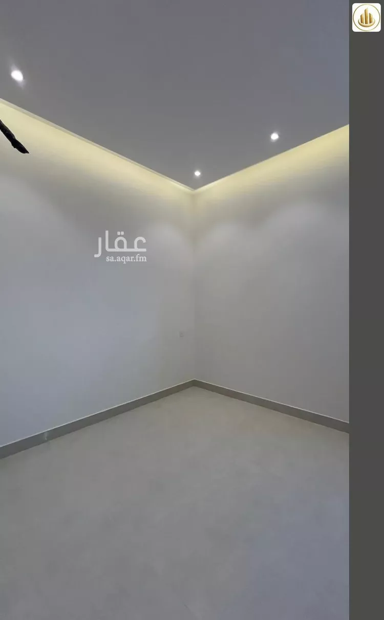 فيلا للبيع في شارع وادي الساحل, حي الرمال, مدينة الرياض, منطقة الرياض 32