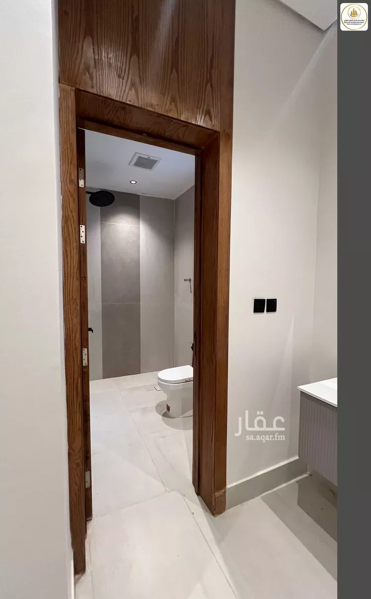 دور للبيع في شارع جبل عريض, حي القادسية, مدينة الرياض, منطقة الرياض 12