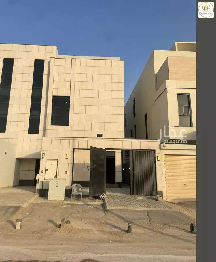 فيلا للبيع في شارع الضياء, حي الجنادرية, مدينة الرياض, منطقة الرياض 1 صورة
