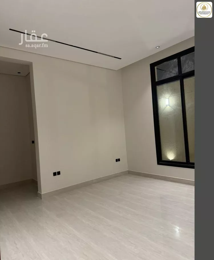 Floor for Sale in Riyadh Ar Rimal 12