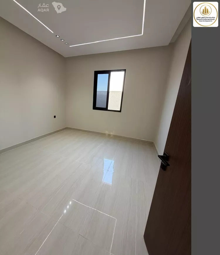 Floor for Sale in Riyadh Ash Sharq 11