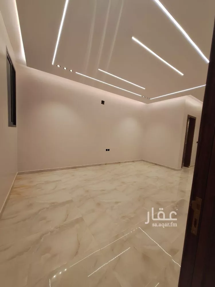 Floor for Sale in Riyadh An Nadhim 7