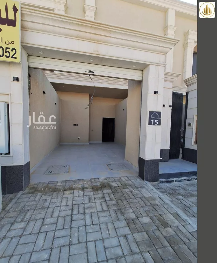 Floor for Sale in Riyadh Al Janadriyah 16