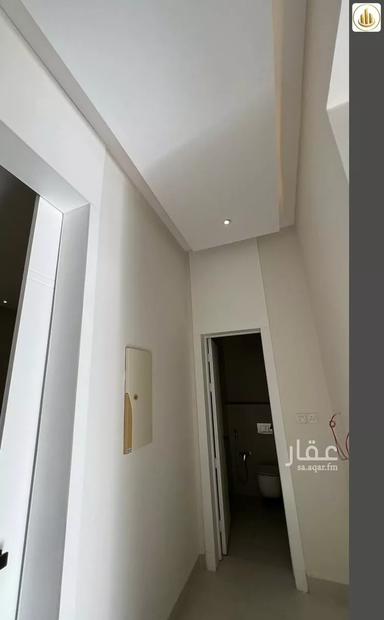 Floor for Sale in Riyadh Al Maizilah 11