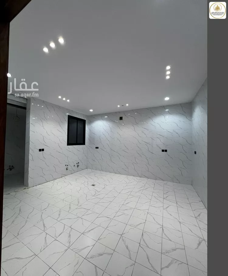 فيلا للبيع في شارع الشرق, حي الجنادرية, مدينة الرياض, منطقة الرياض 6