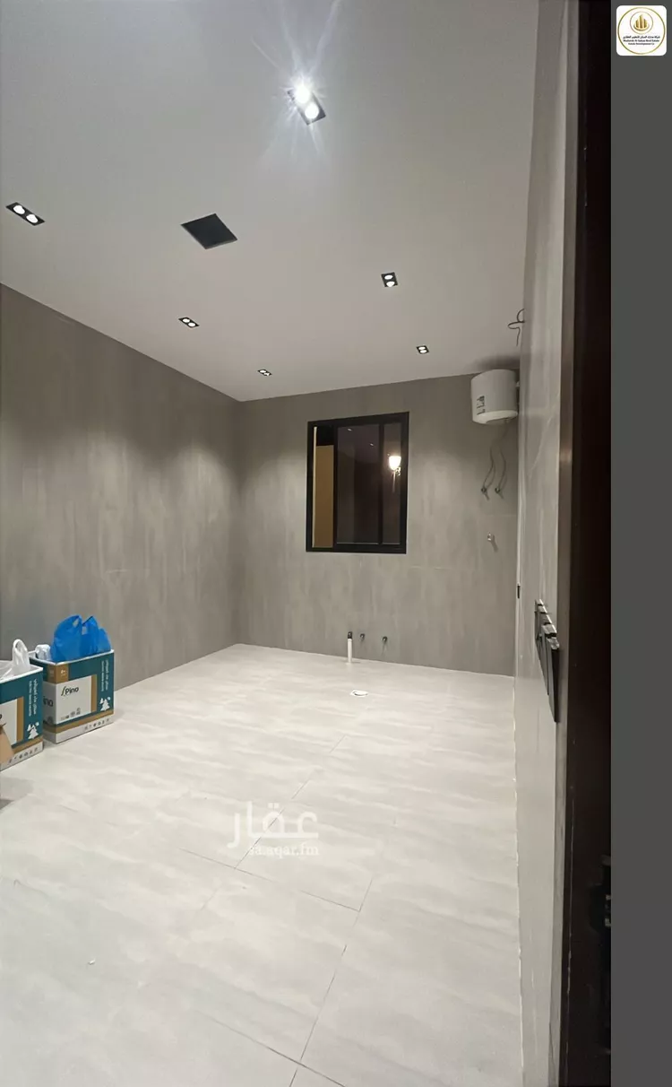 Floor for Sale in Riyadh Ash Sharq 7