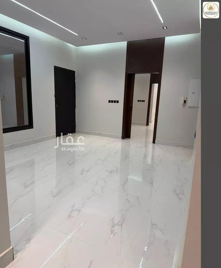 Floor for Sale in Riyadh An Nadhim 6